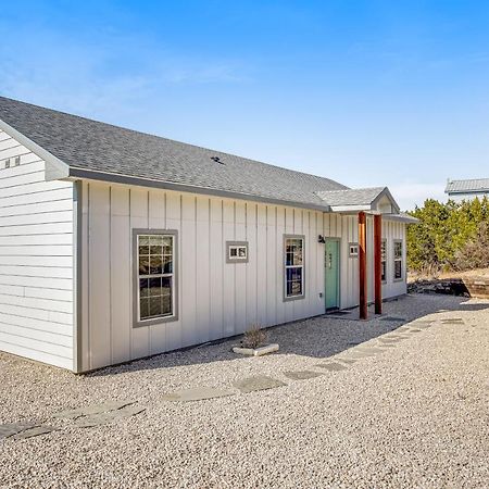 Cloud Top Barnhouse Canyon Lake Exterior photo